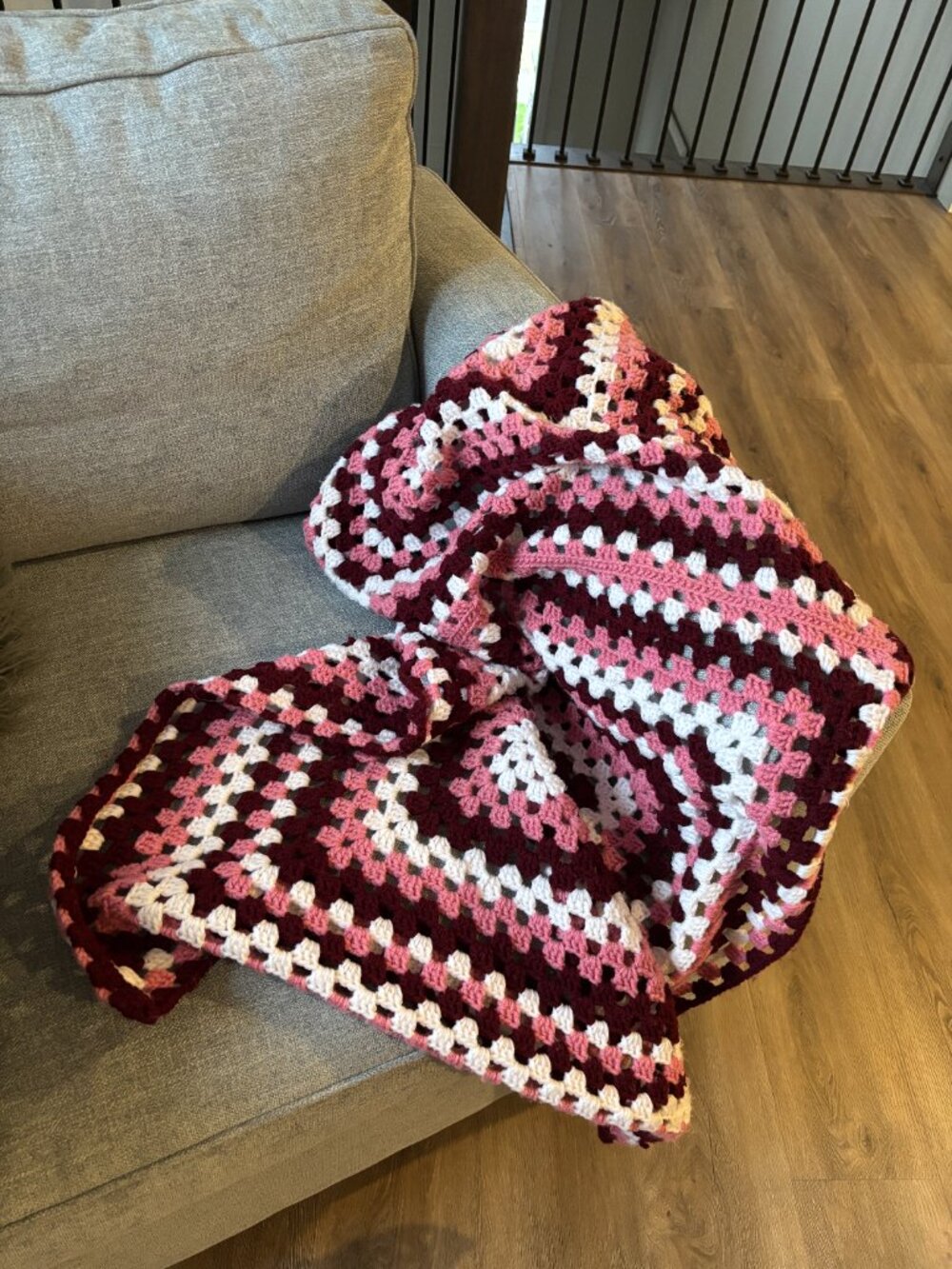 🌸 Vintage Handmade Granny Crochet Blanket /Throw - 64 inches by 30 inches🌸